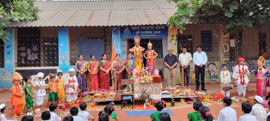 म.ए.सो.बाल विकास मंदिर,सासवड शाळेत बालदिंडीचे आयोजन